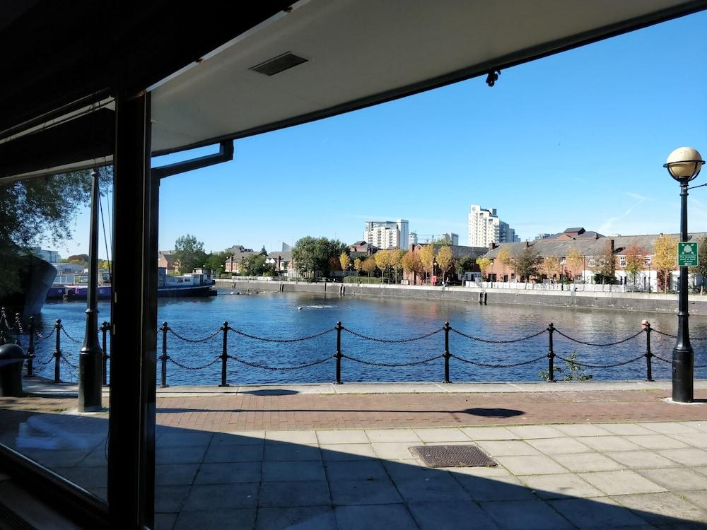 Copthorne Hotel Manchester Salford Quays Exterior photo